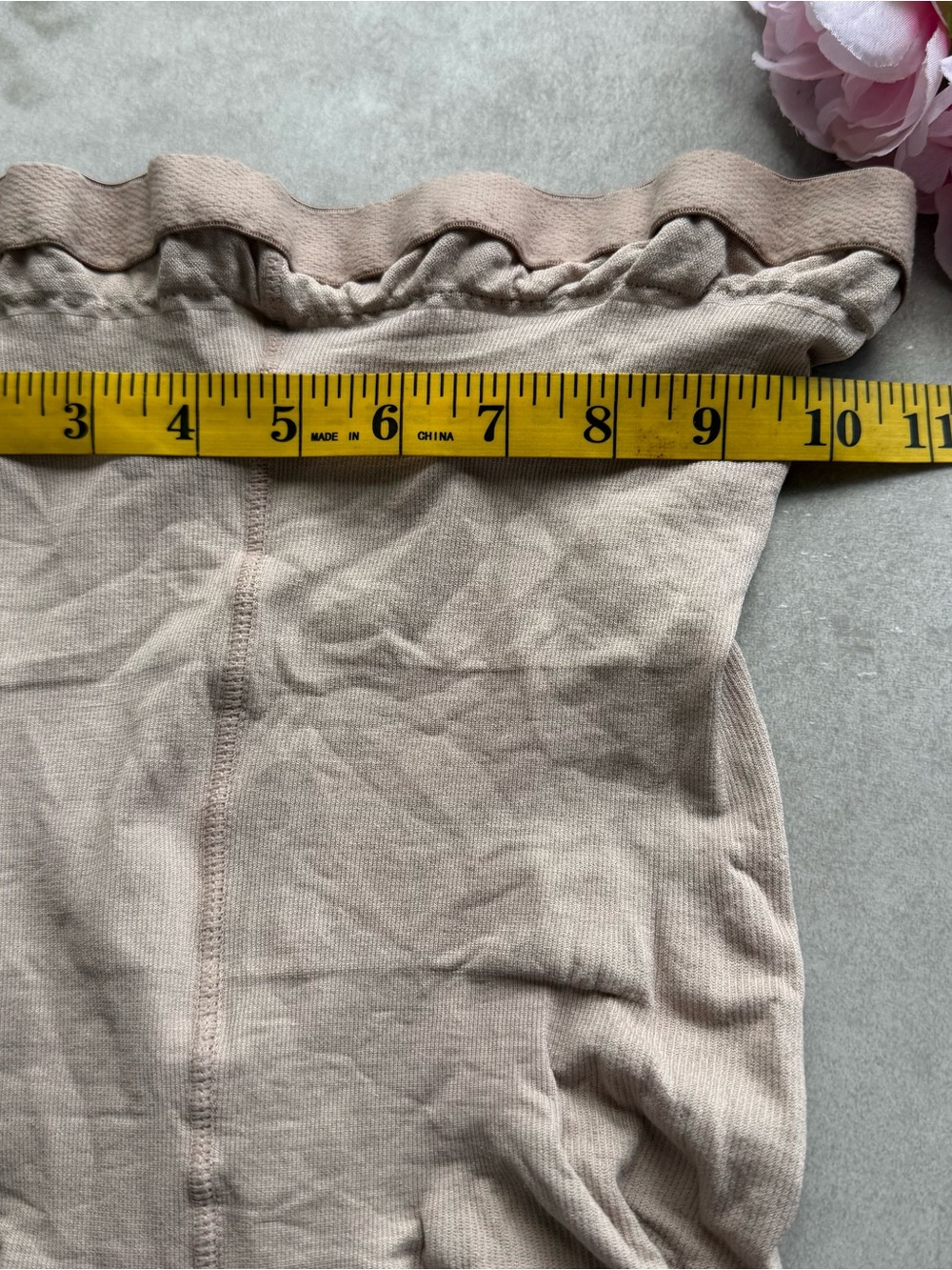 Spanx by Sarah blakely Shapewear SZ E tan color short extra high waist - Picture 3 of 8